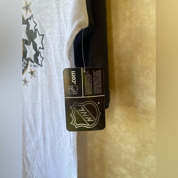 NWT NHL Anaheim Ducks Women's Black and White Raglan Top 100% Cotton Large - Picture 5 of 6